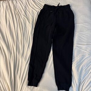 Lululemon Women’s Scuba High-Rise Jogger Sweatpants